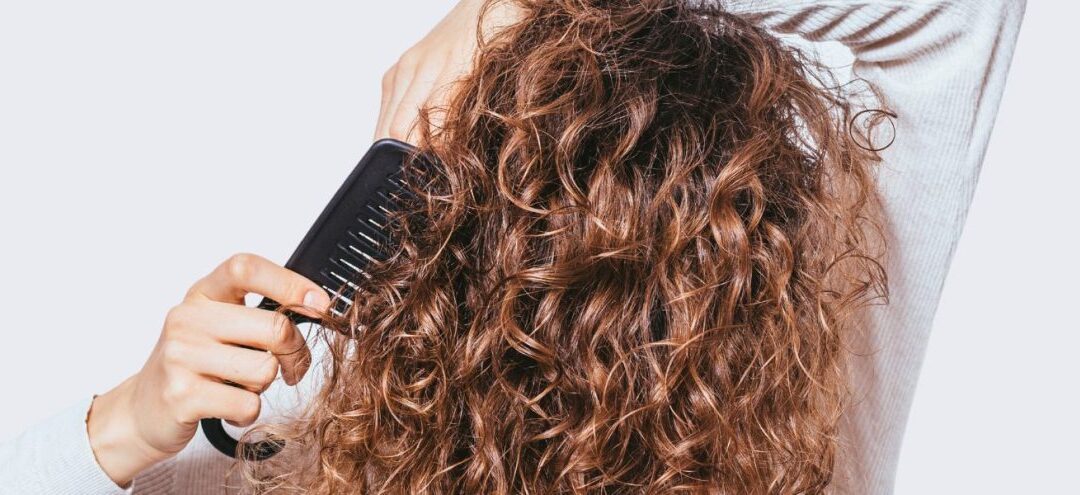 Understanding Hair Breakage: Causes, Risk Factors, and Prevention Tips